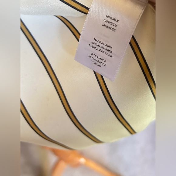 Beautiful Rails 100% Silk Blouse NWOT - Picture 8 of 8